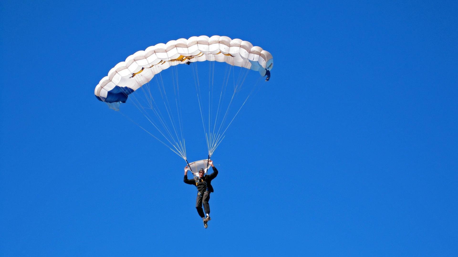 开云app下载-“费尔南多·比亚尔巴的领导风范，阿根廷橄榄球新篇章的开创者”